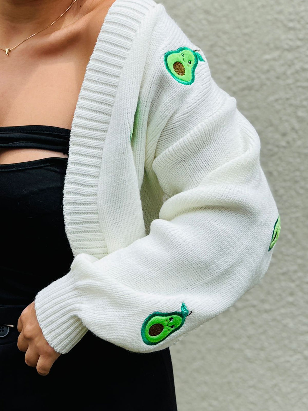 Cardigan Tejido Bordado Aguacate